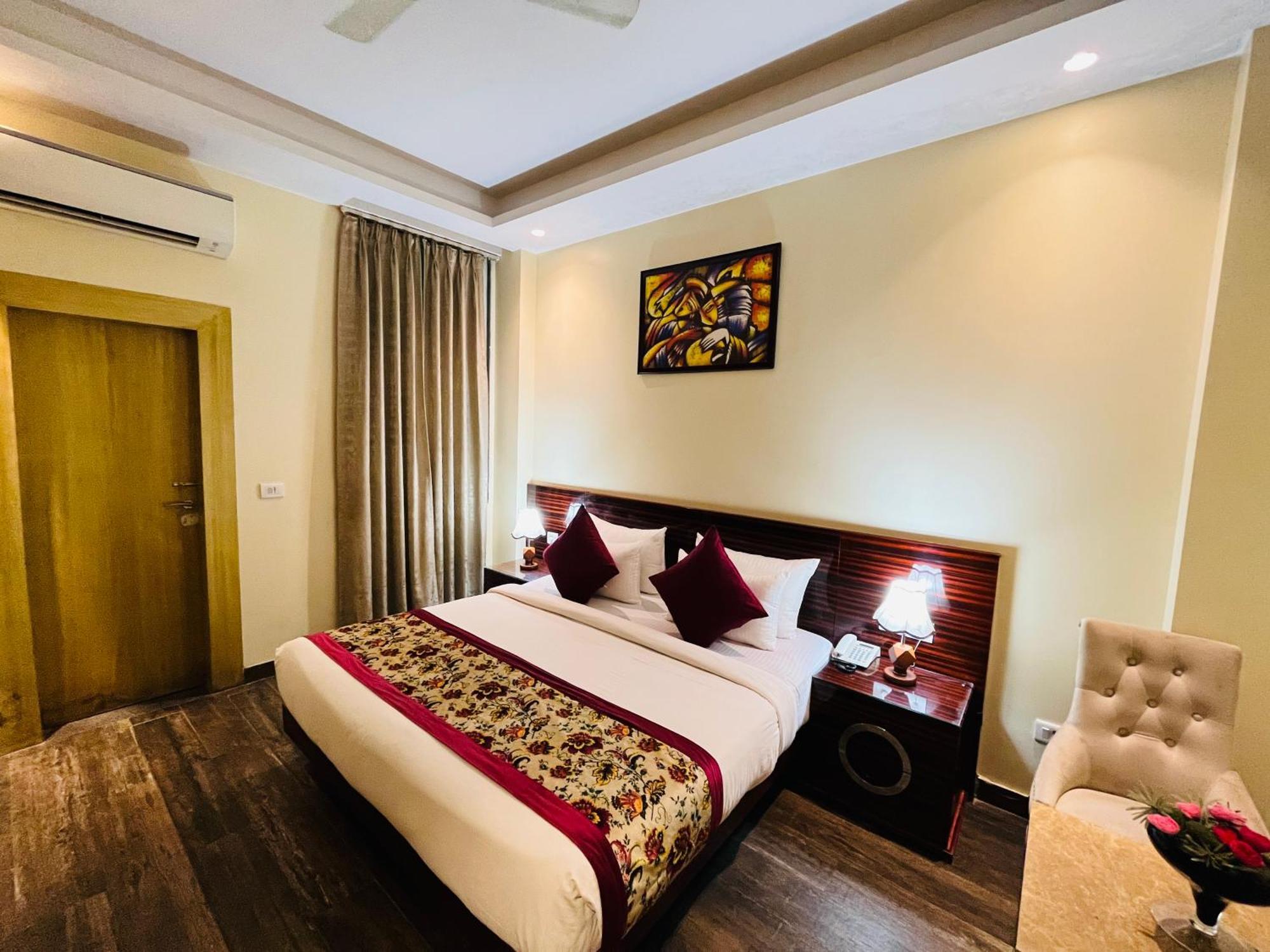 Hotel Banz Near Indira Gandhi Airport Delhi Nové Dillí Exteriér fotografie