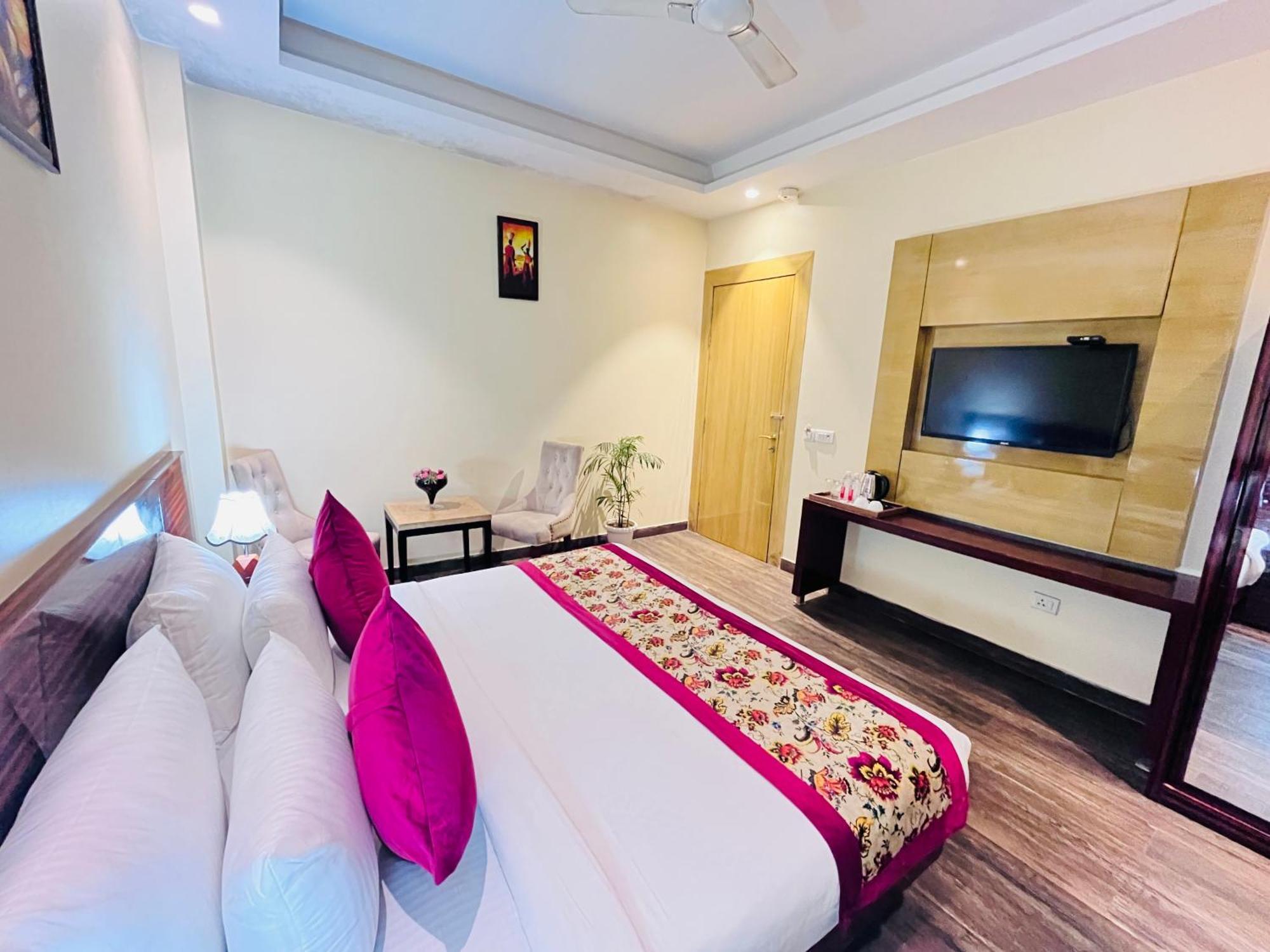 Hotel Banz Near Indira Gandhi Airport Delhi Nové Dillí Exteriér fotografie